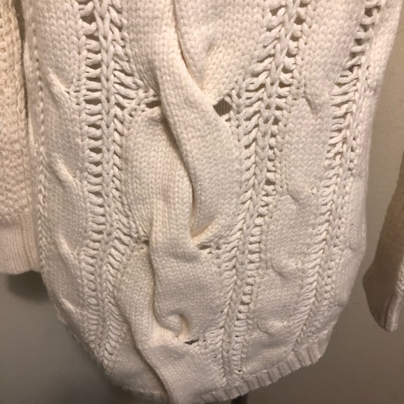 Beautiful cream Theory turtle neck sweater. - Picture 3 of 6